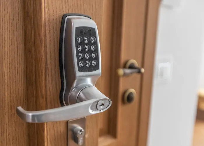 Lb Vacation I Charming Classique - 5min Palais I Casa D'azur Apartament