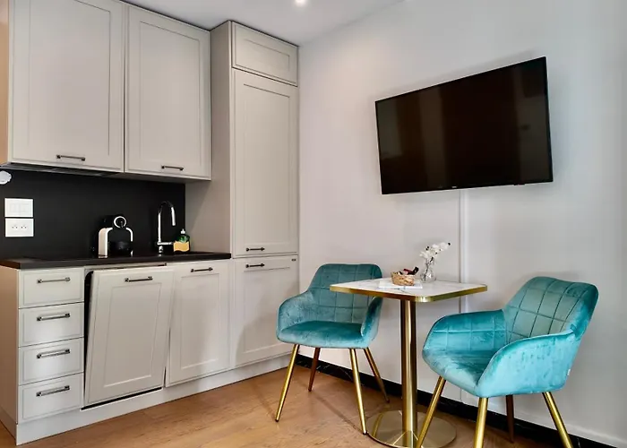 Lb Vacation I Charming Classique - 5min Palais I Casa D'azur Cannes