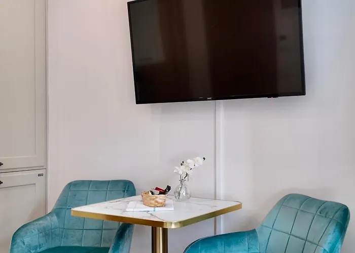 Lb Vacation I Charming Classique - 5min Palais I Casa D'azur Apartament *